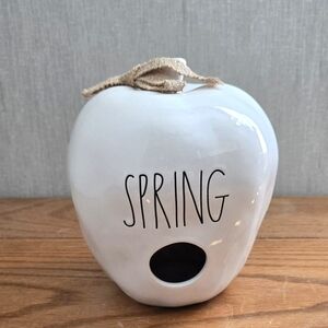 🏷️ B1G1 FREE 🏷️  Rae Dunn SPRING Birdhouse